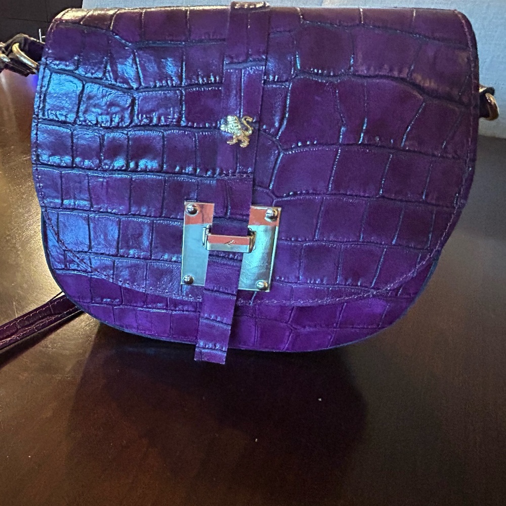 Pratesi Purple Crossbody Bag, with bag cover.